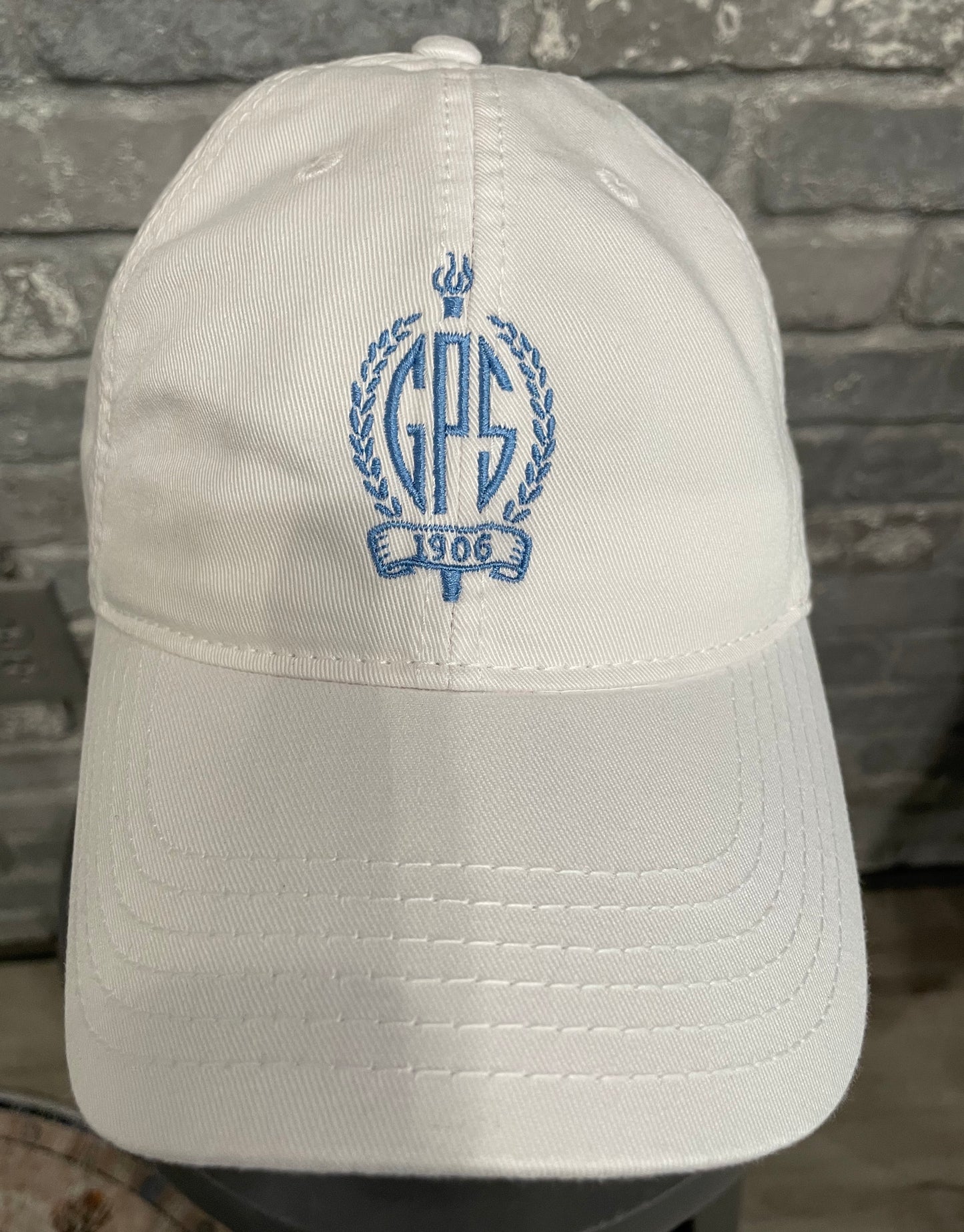 Cap Legacy Campus Crest White