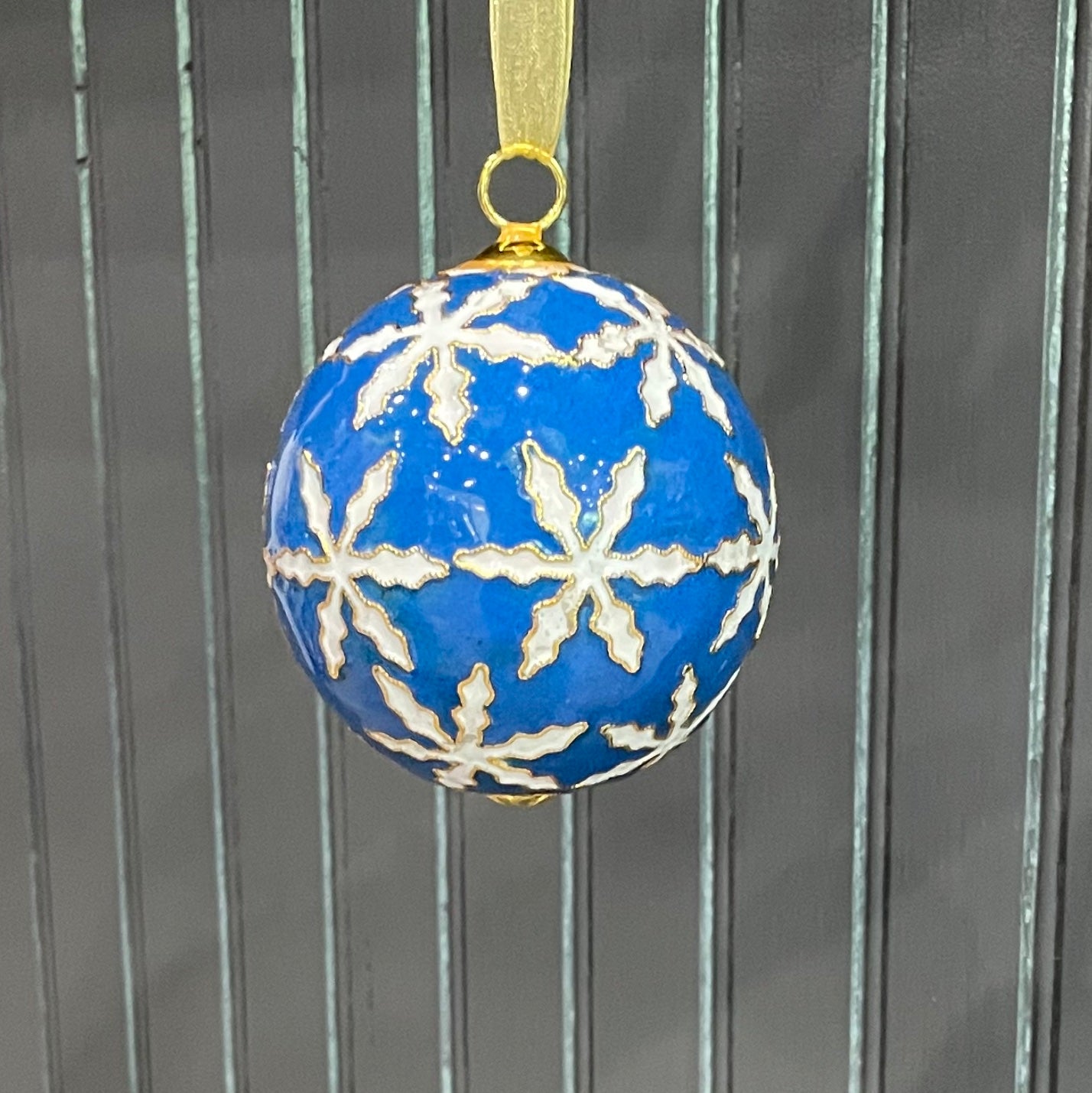 Ornament Cloisonné Globe Royal 'Snowflake'